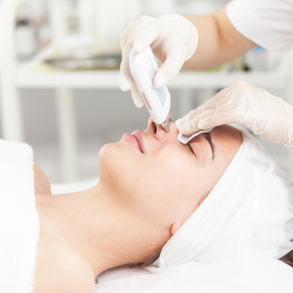 Limpieza Facial con Peeling Ultrasónico